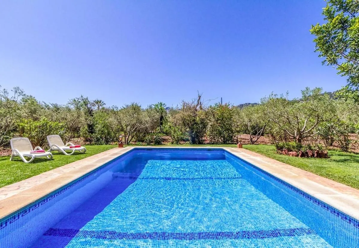 Beautiful Villa In The Countryside Near Pollensa By Renthousing